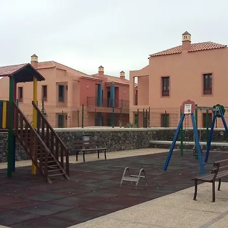Tropical طوستا ديل سيلونثيو